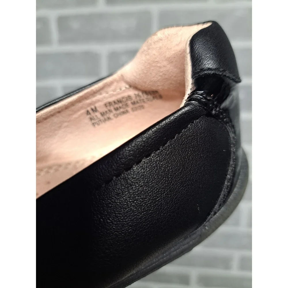 Olive & Edie Mary Jane Black Flat Shoes Girl's Adjustable Strap Size 4M‎